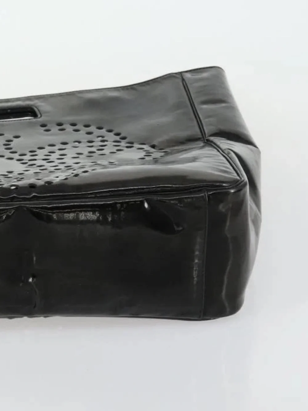 Chanel punching triple Coco handbag enamel black C Tote Bag with Removable Pouch